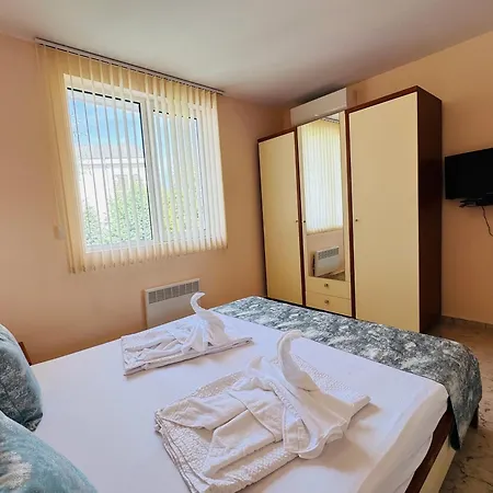 דירה Lazur 1 7- 5