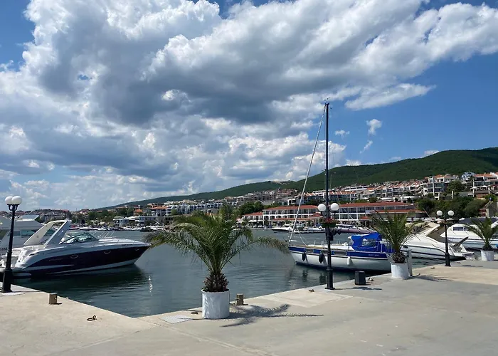 Lazur 1 7- 5 Апартамент *