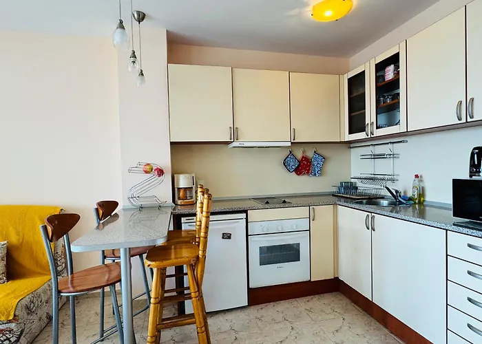 Διαμέρισμα Lazur 1 7- 5 *